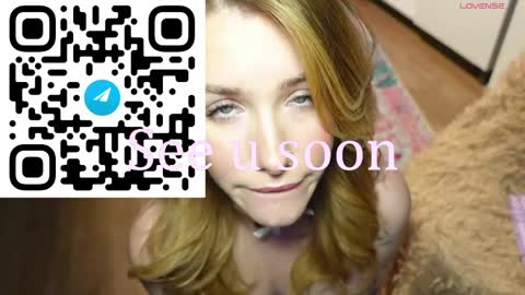 Snapshot of spicejessy chatting on 05.08.26 your sweet Jessy online show from 05.08.26