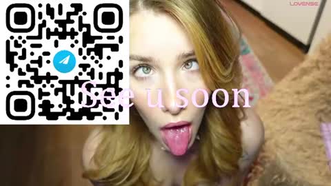 Snapshot of spicejessy chatting on 06.17.26 your sweet Jessy online show from 06.17.26