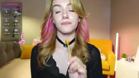 Snapshot of spicejessy chatting on 06.23.26 your sweet Jessy online show from 06.23.26