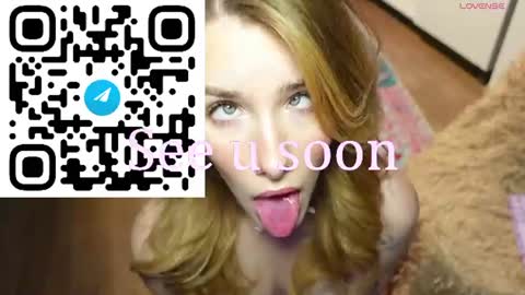 Snapshot of spicejessy chatting on 07.18.26 your sweet Jessy online show from 07.18.26