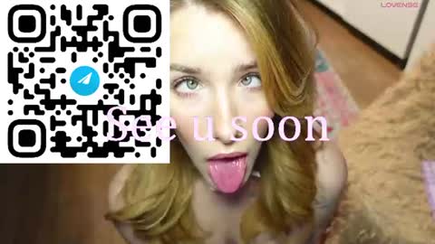 Snapshot of spicejessy chatting on 07.24.26 your sweet Jessy online show from 07.24.26