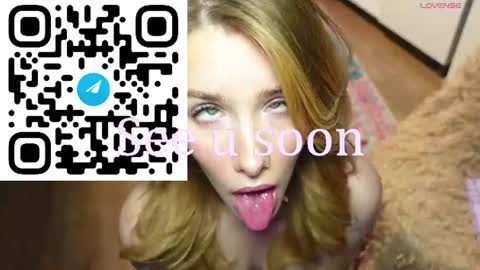 Snapshot of spicejessy chatting on 07.26.26 your sweet Jessy online show from 07.26.26