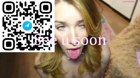 Snapshot of spicejessy chatting on 07.29.26 your sweet Jessy online show from 07.29.26