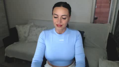 Snapshot of spicemint chatting on 05.22.26 Carla online show from 05.22.26