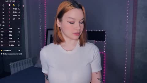 Snapshot of spiceofalex chatting on 02.01.26 Elva online show from 02.01.26