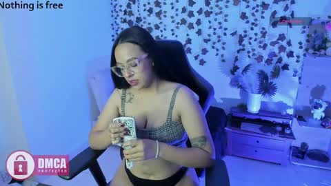 Snapshot of spicydollx_1 chatting on 05.16.26 Geraldin online show from 05.16.26