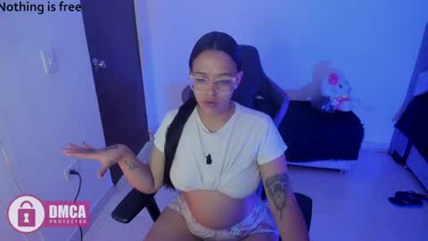 Snapshot of spicydollx_1 chatting on 06.15.26 Geraldin online show from 06.15.26