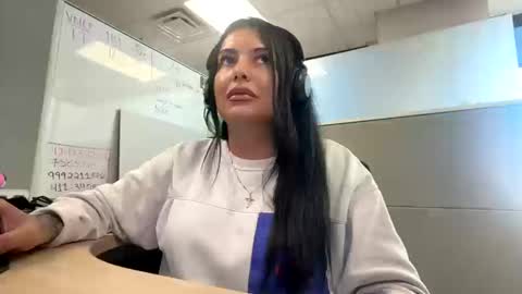 Snapshot of spicymami0333 chatting on 10.15.25 spicymami0333 online show from 10.15.25