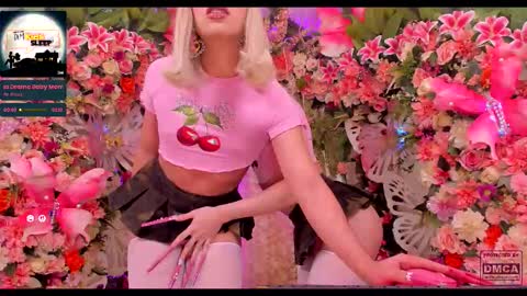 Snapshot of spicysluts chatting on 09.24.25  Alison  Sharon  online show from 09.24.25