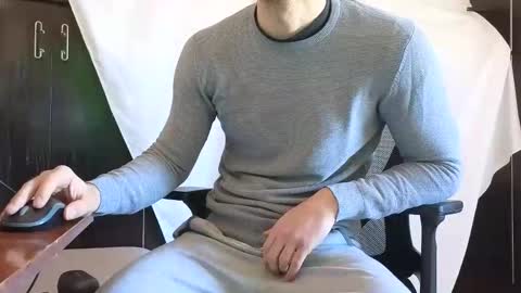 Marco. When Im offline you can view premium content in bio online show from 11.05.25