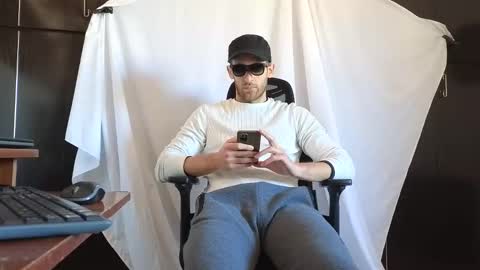 Marco. When Im offline you can view premium content in bio online show from 11.12.25