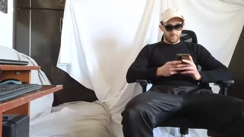 Marco. When Im offline you can view premium content in bio online show from 11.16.25