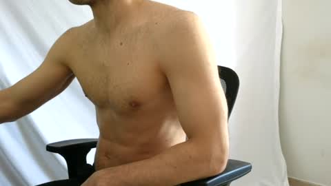 Snapshot of spider_0090 chatting on 06.19.26 Marco. When Im offline you can view premium content in bio online show from 06.19.26