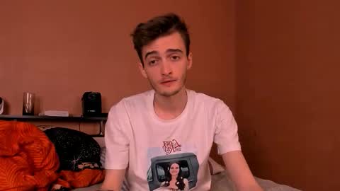 Snapshot of spider___man chatting on 10.05.25 Spidey online show from 10.05.25
