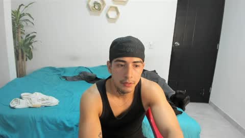 Snapshot of spider_master77 chatting on 04.07.26 spider master online show from 04.07.26