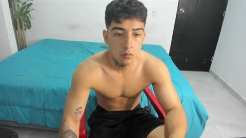 Snapshot of spider_master77 chatting on 04.10.26 spider master online show from 04.10.26