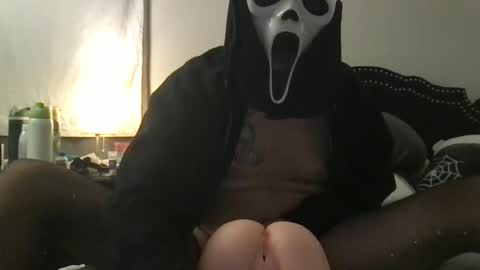 Snapshot of spiderspunk_172 chatting on 12.16.24 Ghost Face666 online show from 12.16.24
