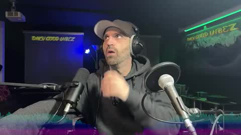 Snapshot of splivke chatting on 11.29.25 Splivke online show from 11.29.25