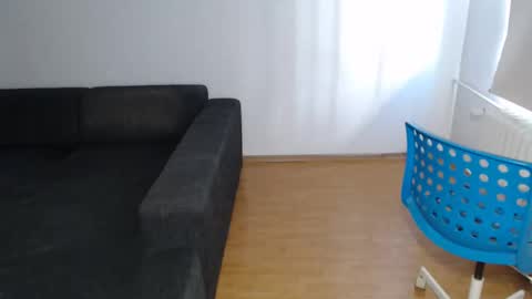 Snapshot of spoiled__doll chatting on 03.05.25 Doll online show from 03.05.25