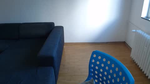 Snapshot of spoiled__doll chatting on 12.19.25 Doll online show from 12.19.25