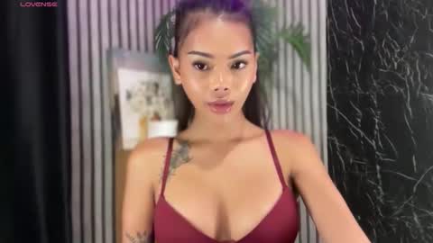 Snapshot of spoileme_babexx chatting on 04.11.26 CALL ME RAINE online show from 04.11.26
