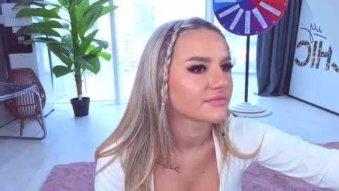 Anna online show from 09.11.25