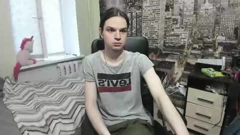 Snapshot of sponge_bob_spencer chatting on 06.21.26 Boris Fedya Kolya online show from 06.21.26