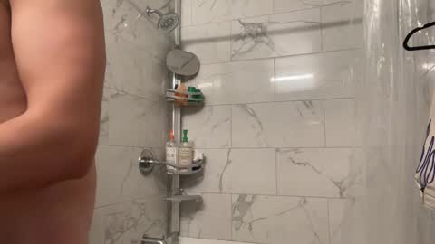 Snapshot of spookyfoxmulder chatting on 01.06.25 ALEX online show from 01.06.25