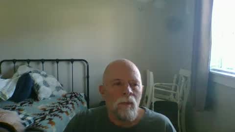 Snapshot of sportfish chatting on 01.18.25 sportfish online show from 01.18.25