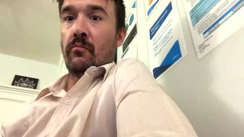 Snapshot of sportsfeeak12 chatting on 09.11.25 sportsfeeak12 online show from 09.11.25