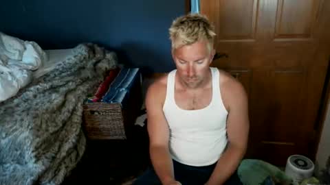 Snapshot of spun_redneck chatting on 05.25.26 Spun Redneck online show from 05.25.26