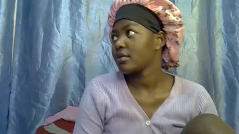 Snapshot of squirt_quueen chatting on 02.22.26 squirt_quueen online show from 02.22.26