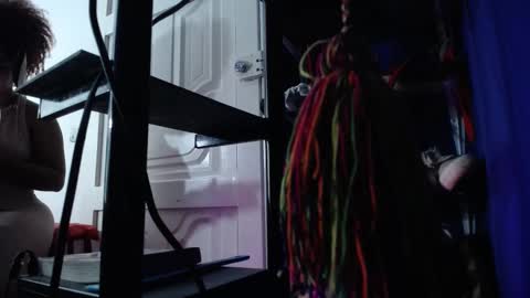 Snapshot of squirter_girl69 chatting on 12.14.25 squirter_girl69 online show from 12.14.25