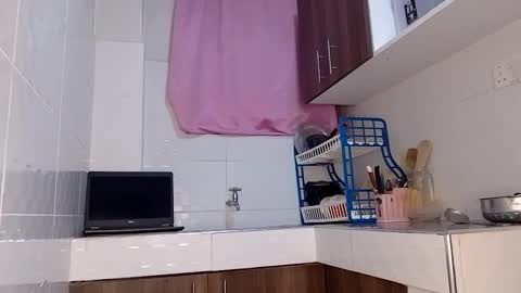 Snapshot of squirtqueen333 chatting on 12.04.24 shana online show from 12.04.24