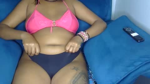 Snapshot of squirtqueen333 chatting on 12.06.24 shana online show from 12.06.24