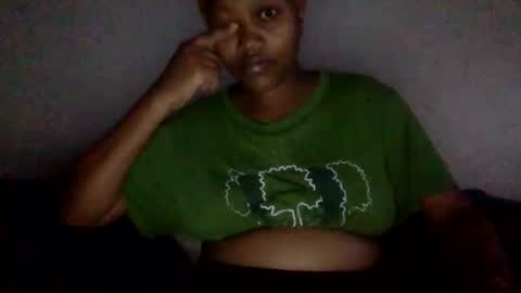 Snapshot of squirtqueen333 chatting on 10.16.25 shana online show from 10.16.25