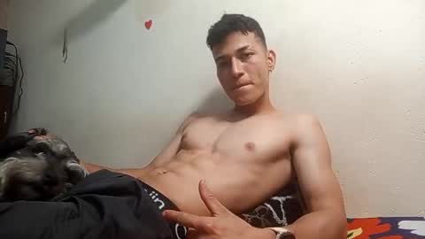 Snapshot of sradicto chatting on 11.01.25 Flacofitxx online show from 11.01.25