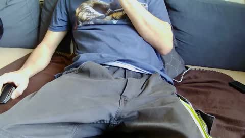 Snapshot of srevinu chatting on 11.19.25 Srevinu online show from 11.19.25