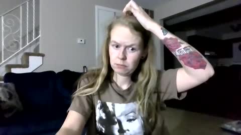 sriley386444137 online show from 01.30.25