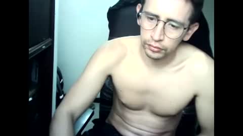 Snapshot of srstop12 chatting on 02.06.25 srstop12 online show from 02.06.25