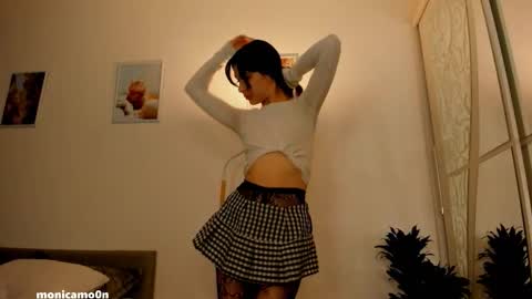 Snapshot of ssash1mii chatting on 11.30.25 Hey guys i miss you so much online show from 11.30.25