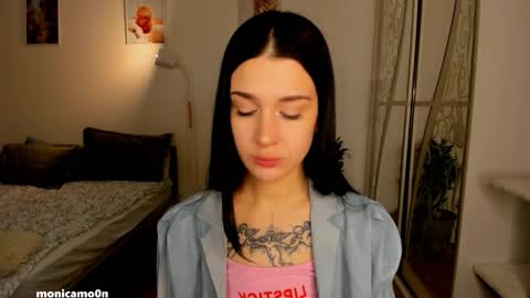 Snapshot of ssash1mii chatting on 11.30.25 Hey guys i miss you so much online show from 11.30.25