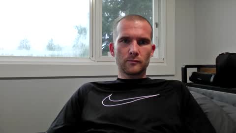 Snapshot of sscccooottt chatting on 11.17.25 sscccooottt online show from 11.17.25