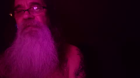 Snapshot of ssdrums3 chatting on 12.20.25 ssdrums3 online show from 12.20.25