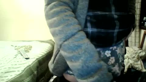 Snapshot of sstrasser chatting on 02.02.25 ShYgUy online show from 02.02.25