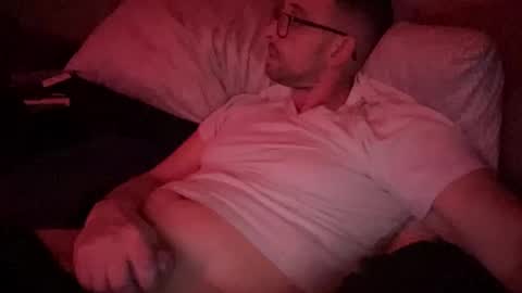 Snapshot of st22fe69 chatting on 10.10.25 Jose online show from 10.10.25