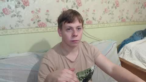 Snapshot of st_rudy chatting on 12.06.24 Joe Peach online show from 12.06.24