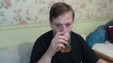 Snapshot of st_rudy chatting on 12.10.24 Joe Peach online show from 12.10.24