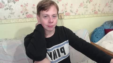 Snapshot of st_rudy chatting on 12.13.24 Joe Peach online show from 12.13.24