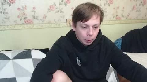 Snapshot of st_rudy chatting on 02.06.25 Joe Peach online show from 02.06.25